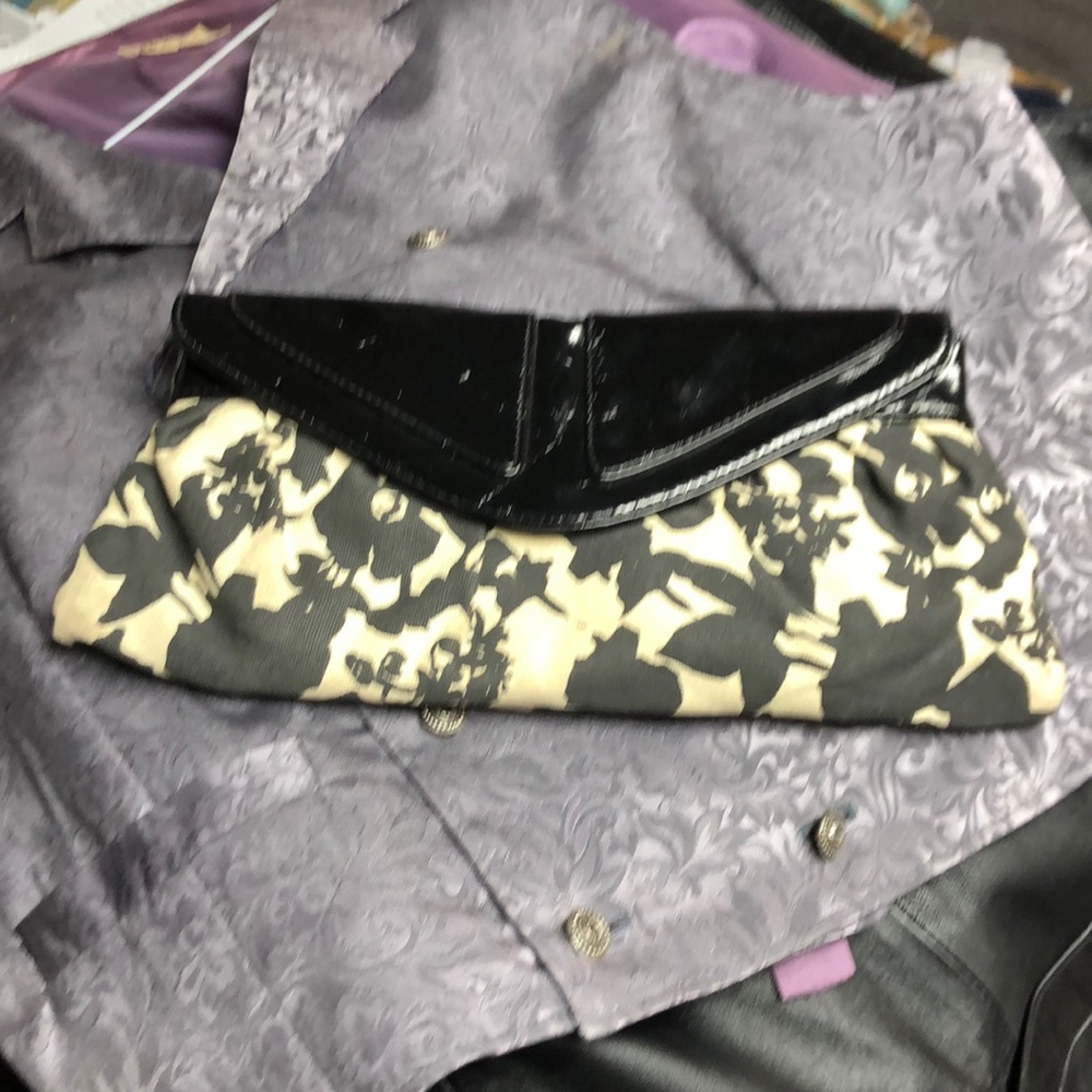 Steve Madden flap clutch, Black & Ivory, NWT